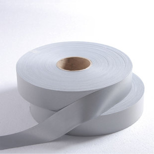 耐水洗、干洗亮银TC反光布 亮度＞420