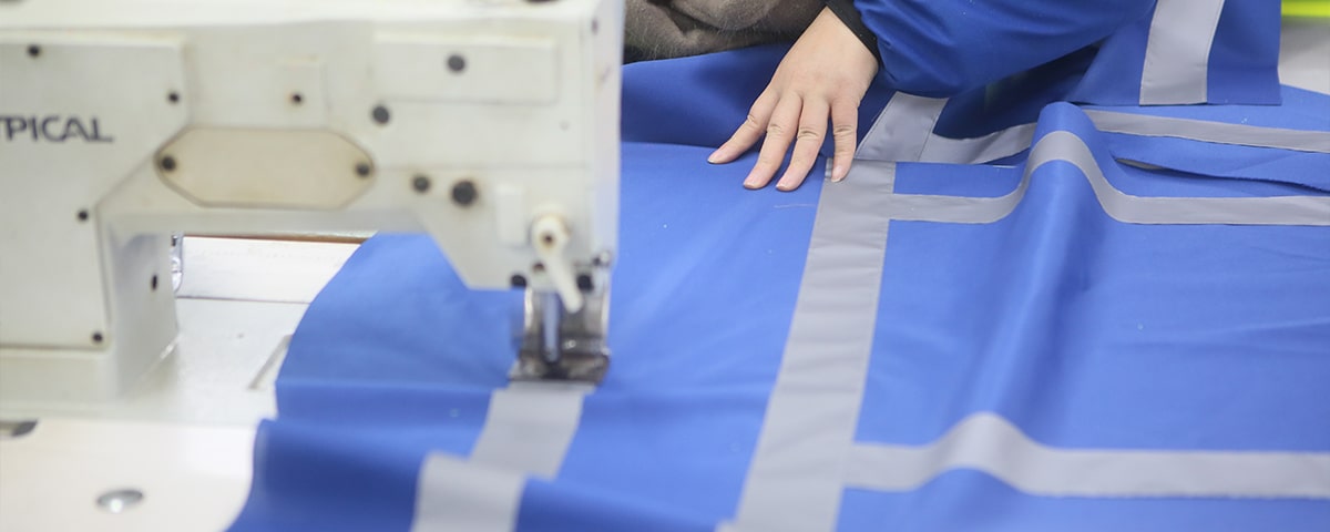 z6mg人生就是博反光服装缝纫